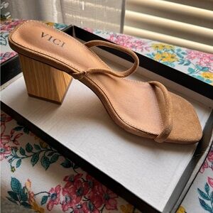 ⭐️Tori squared toed heeled sandal in Almond. Size 8.5